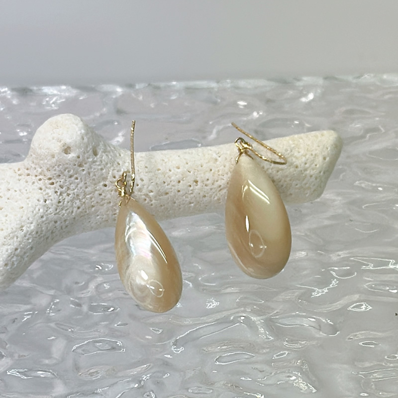 夜光貝 しずくピアス 14KGF