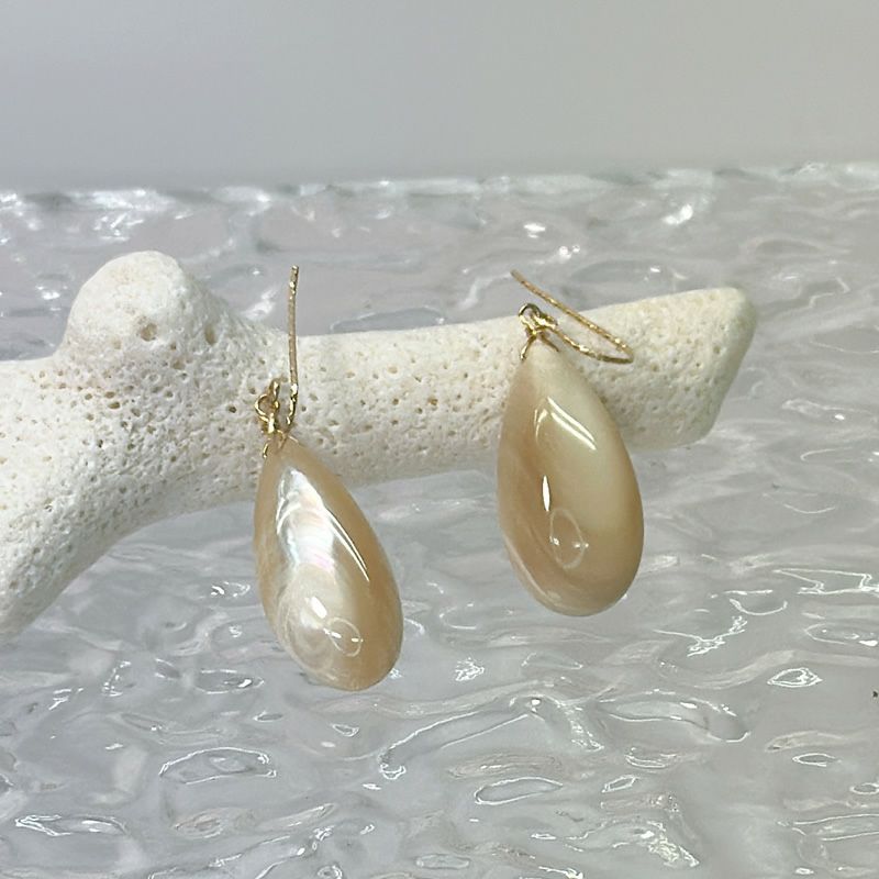 夜光貝ピアス おすすめ 14KGF